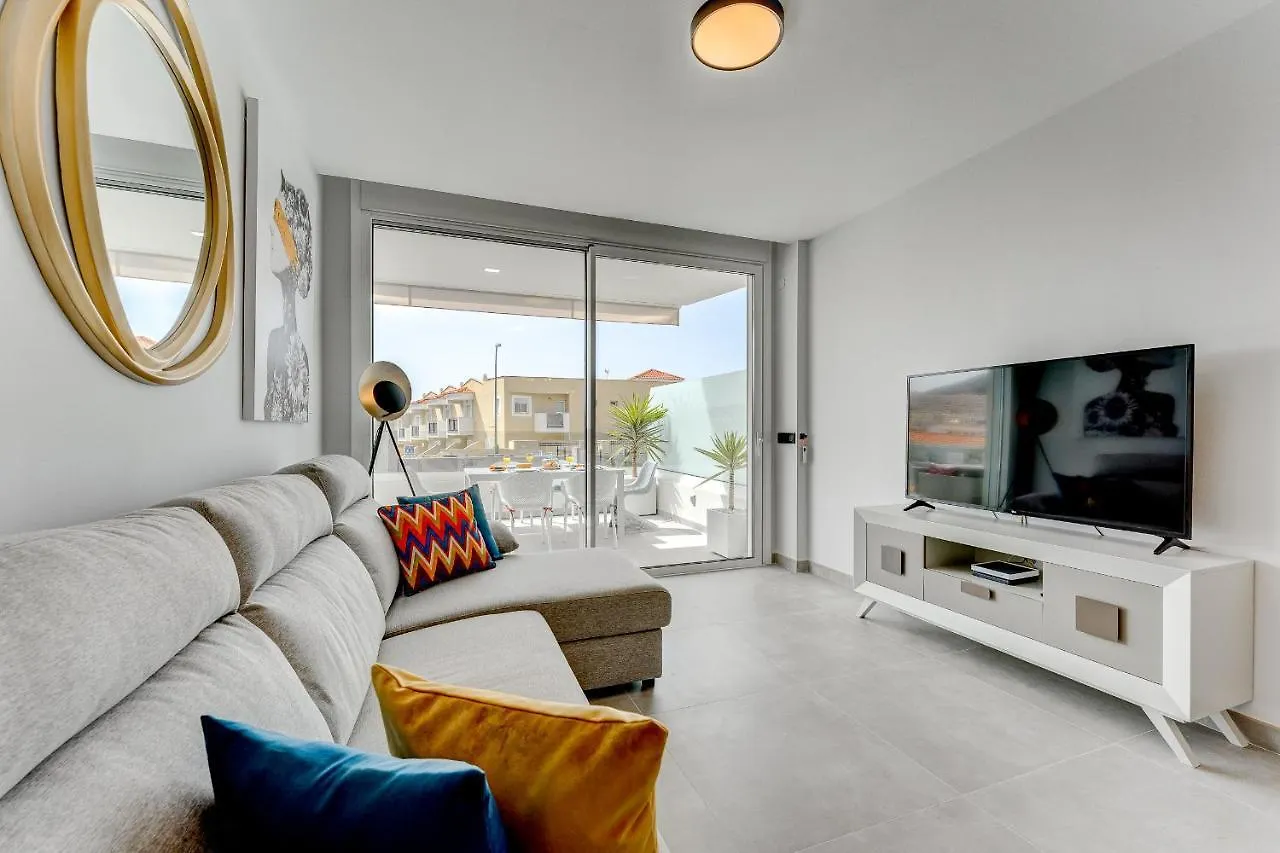 Modern New Apartment Las Terrazas De Costa Adeje. Heated Pool, Big Terrace And Private Parking Espagne